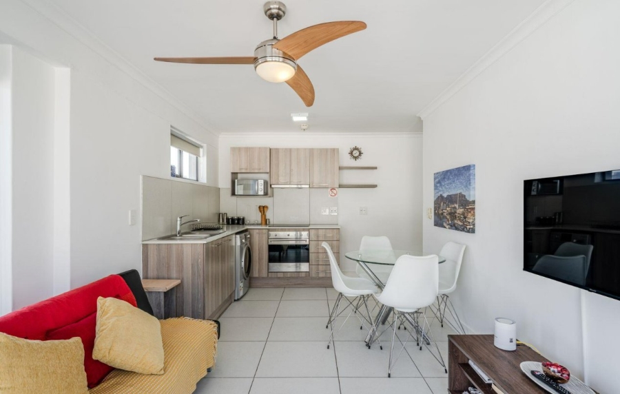 2 Bedroom Property for Sale in Zonnebloem Western Cape